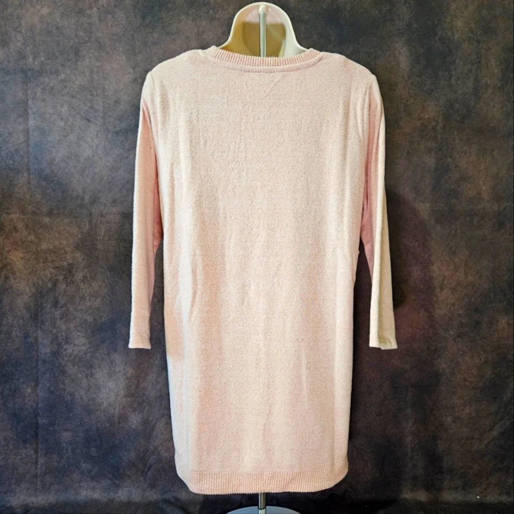 Love & Lace Tunic Sweater - Picture 4 of 9
